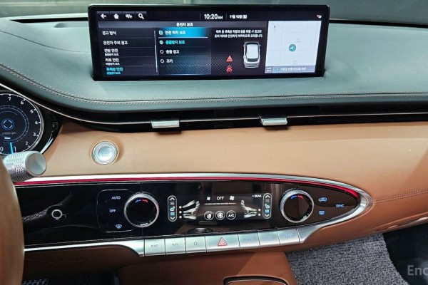 2021 Genesis GV70 с пробегом 41 434 км