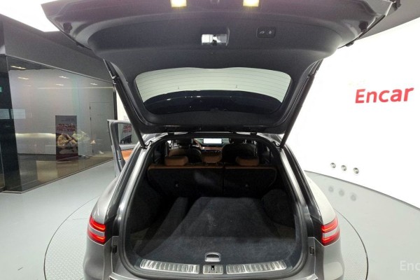 2021 Genesis GV70 с пробегом 53 022 км