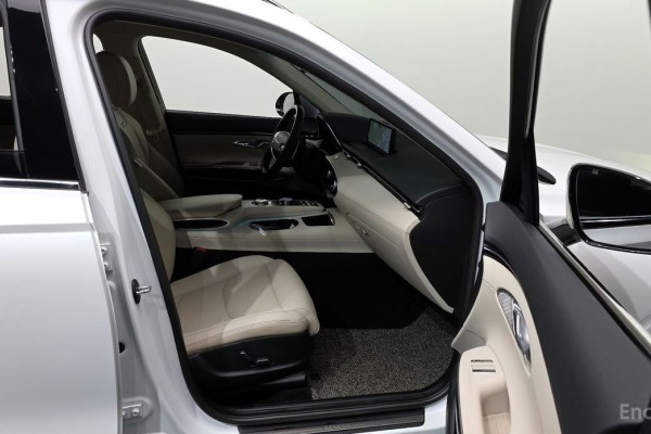 2021 Genesis GV70 с пробегом 138 140 км