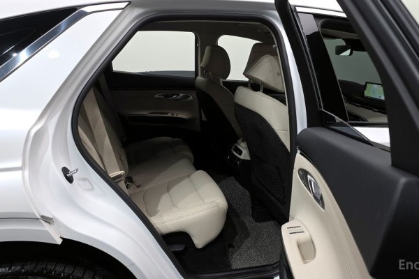 2021 Genesis GV70 с пробегом 138 140 км