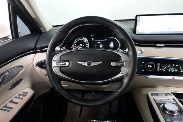 2021 Genesis GV70 с пробегом 138 140 км