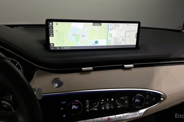 2021 Genesis GV70 с пробегом 138 140 км