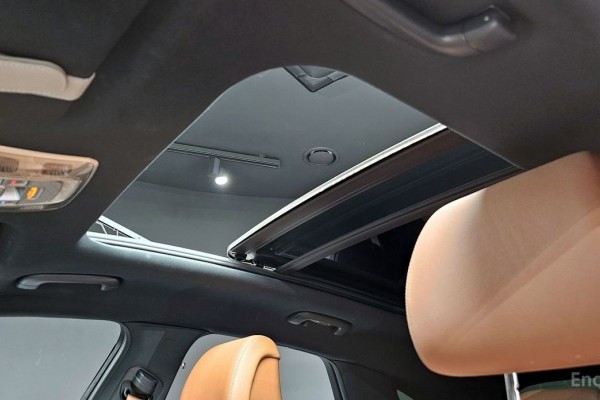 2021 Genesis GV70 с пробегом 41 434 км