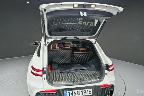 2021 Genesis GV70 с пробегом 41 434 км