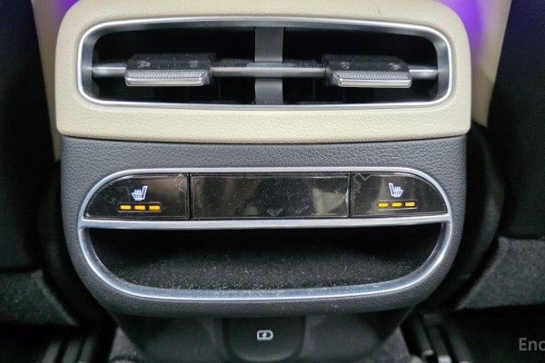 2022 Genesis GV70 с пробегом 50 635 км