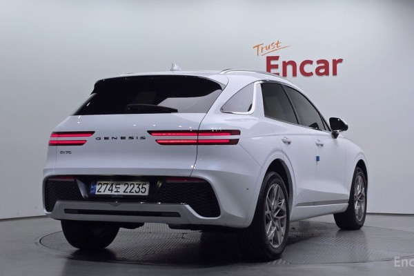 2021 Genesis GV70 с пробегом 49 678 км