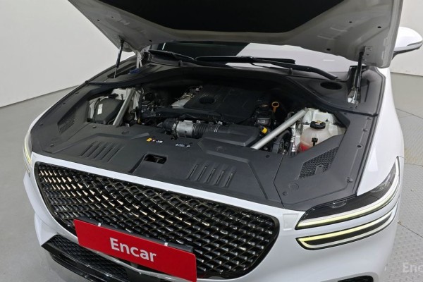 2021 Genesis GV70 с пробегом 49 678 км