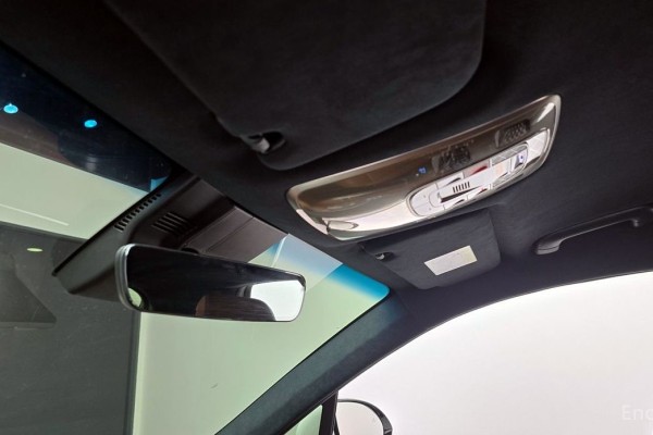 2021 Genesis GV70 с пробегом 49 678 км