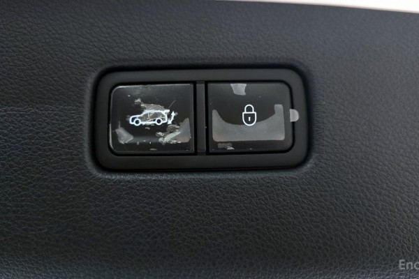 2021 Genesis GV70 с пробегом 49 678 км