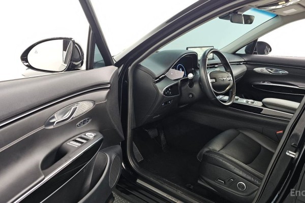2021 Genesis GV70 с пробегом 51 649 км