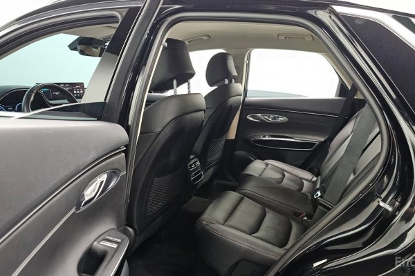 2021 Genesis GV70 с пробегом 51 649 км