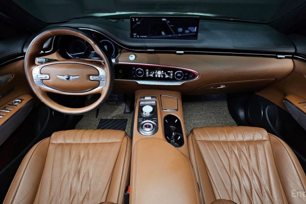 2021 Genesis GV70 с пробегом 44 266 км