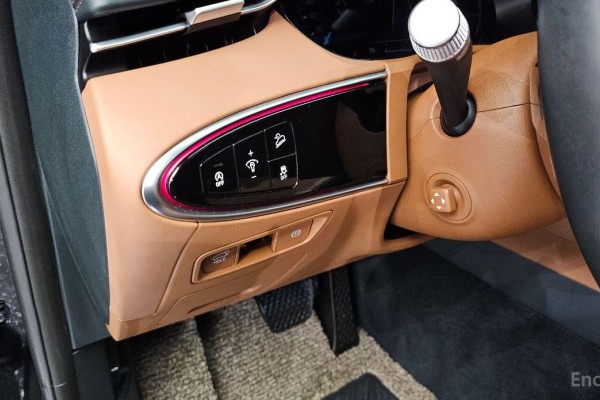 2021 Genesis GV70 с пробегом 44 266 км