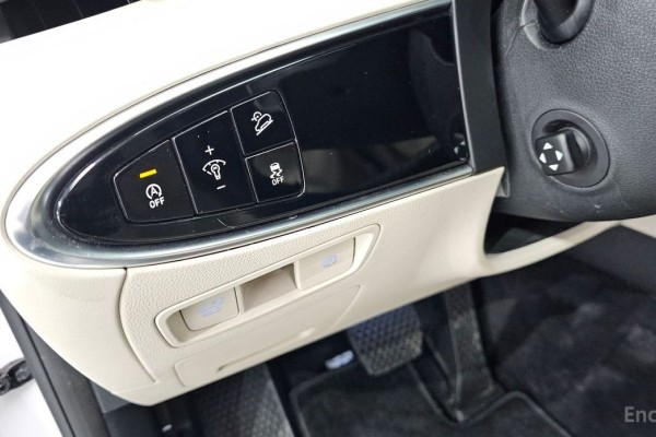 2022 Genesis GV70 с пробегом 74 765 км