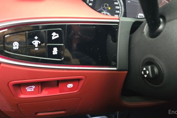 2021 Genesis GV70 с пробегом 63 793 км