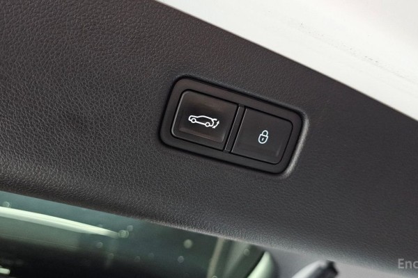 2022 Genesis GV70 с пробегом 74 765 км