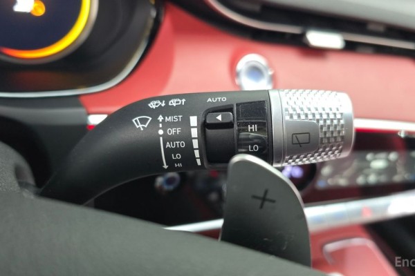 2021 Genesis GV70 с пробегом 63 793 км