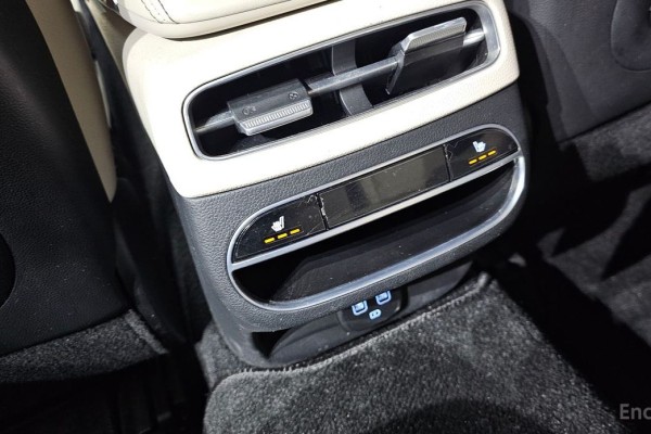 2022 Genesis GV70 с пробегом 74 765 км