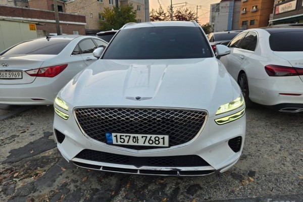 2021 Genesis GV70 с пробегом 60 985 км