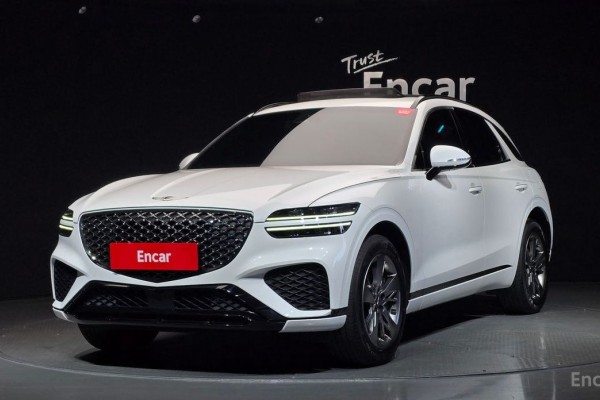 2022 Genesis GV70 с пробегом 63 956 км