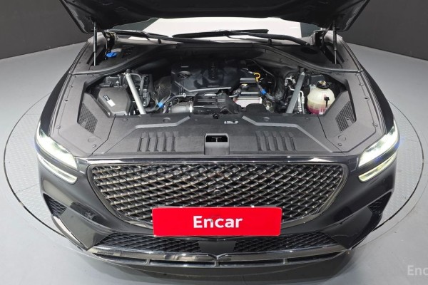 2022 Genesis GV70 с пробегом 63 264 км