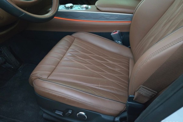 2021 Genesis GV70 с пробегом 60 985 км