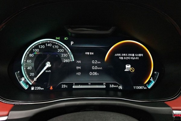 2021 Genesis GV70 с пробегом 113 087 км