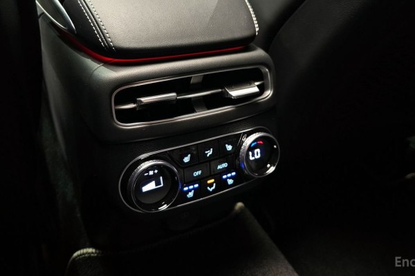 2021 Genesis GV70 с пробегом 46 832 км