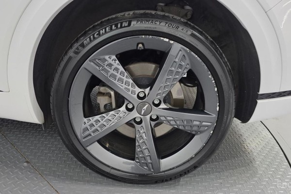 2021 Genesis GV70 с пробегом 54 769 км