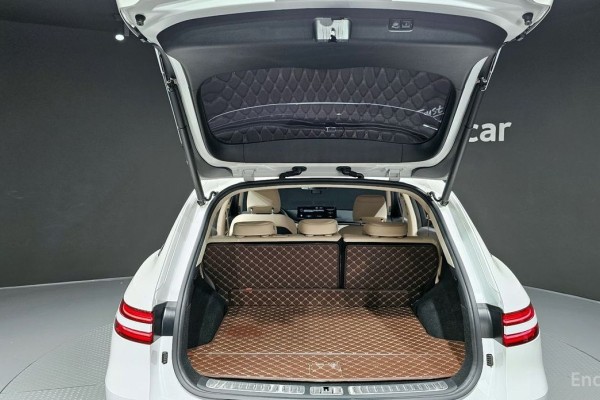 2021 Genesis GV70 с пробегом 48 756 км