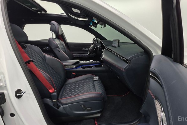 2021 Genesis GV70 с пробегом 54 769 км