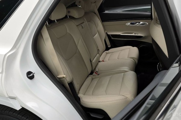 2021 Genesis GV70 с пробегом 52 440 км