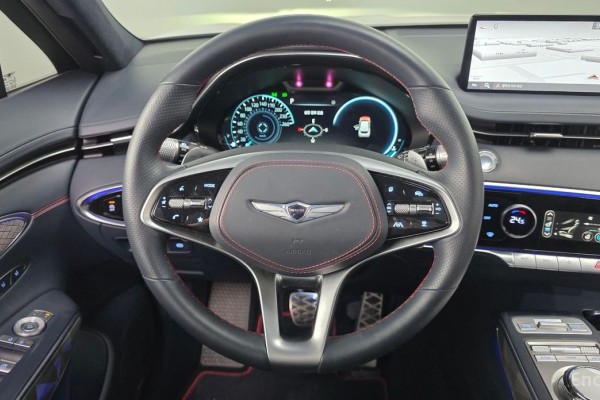 2021 Genesis GV70 с пробегом 54 769 км