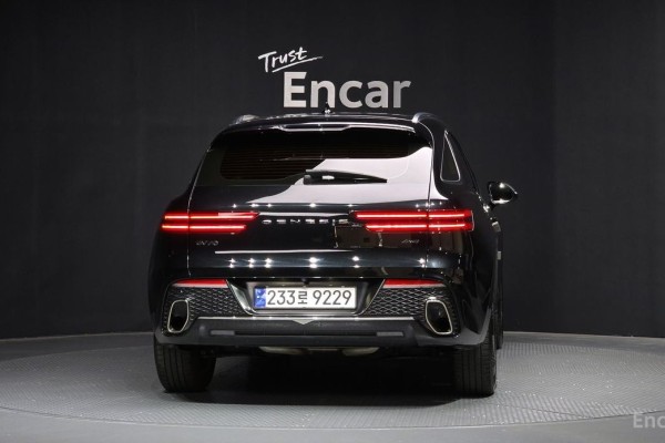 2021 Genesis GV70 с пробегом 97 750 км