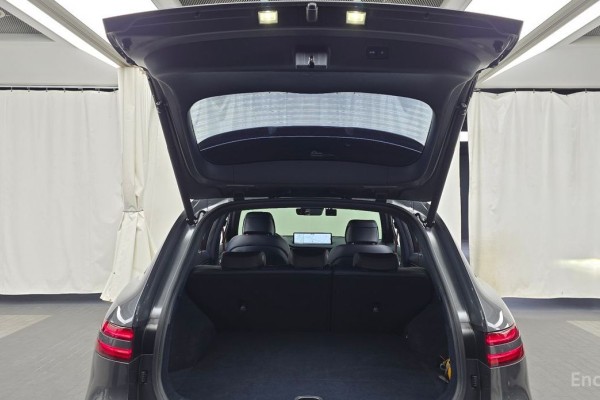 2021 Genesis GV70 с пробегом 53 014 км