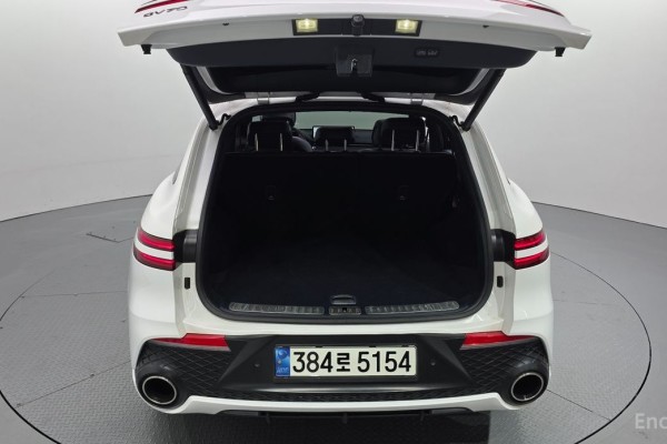 2021 Genesis GV70 с пробегом 54 769 км