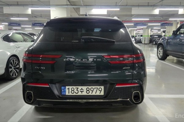 2021 Genesis GV70 с пробегом 56 997 км