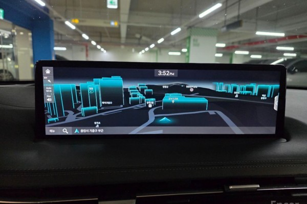 2021 Genesis GV70 с пробегом 56 353 км