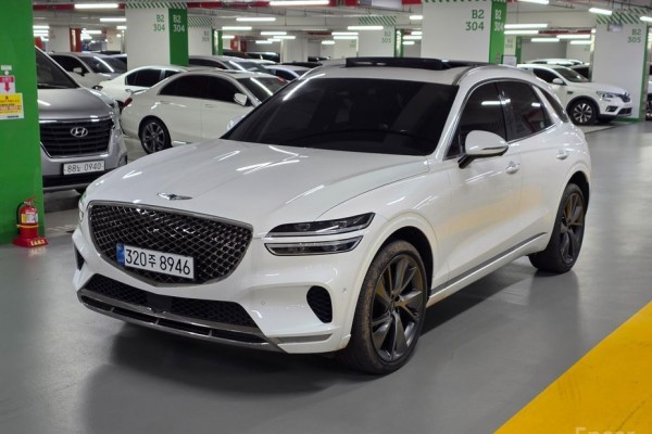 2021 Genesis GV70 с пробегом 56 353 км