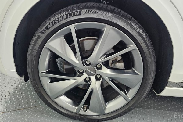 2021 Genesis GV70 с пробегом 53 940 км