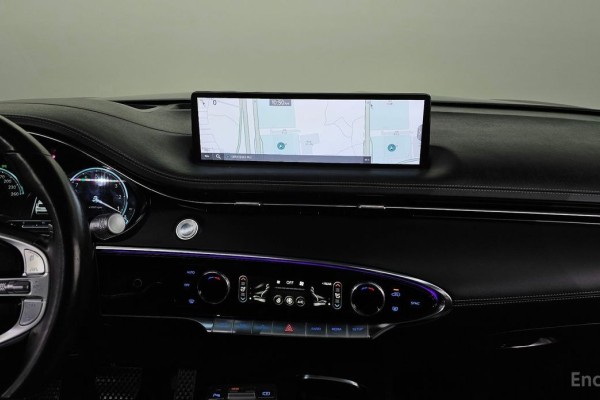 2021 Genesis GV70 с пробегом 80 674 км