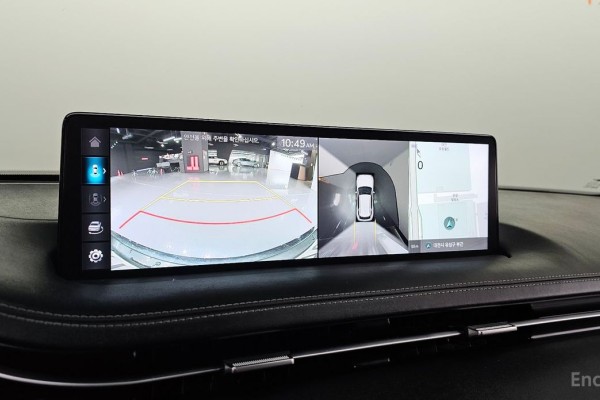 2021 Genesis GV70 с пробегом 80 674 км