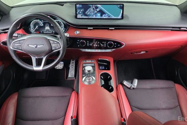 2022 Genesis GV70 с пробегом 107 268 км