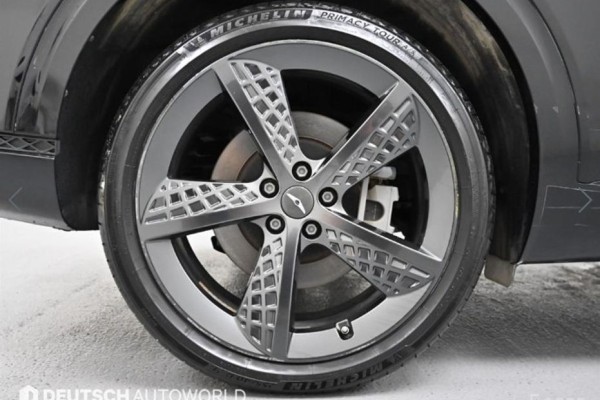 2021 Genesis GV70 с пробегом 122 197 км