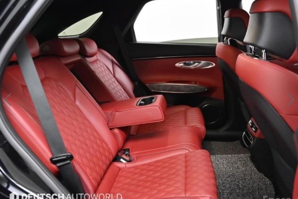 2021 Genesis GV70 с пробегом 122 197 км