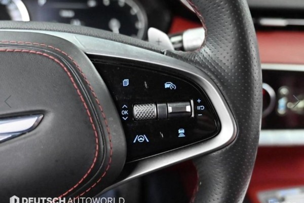 2021 Genesis GV70 с пробегом 122 197 км