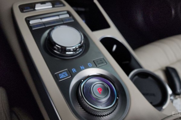 2021 Genesis GV70 с пробегом 66 284 км