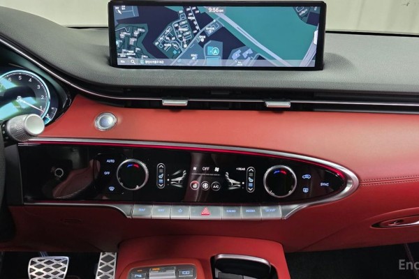 2022 Genesis GV70 с пробегом 107 268 км