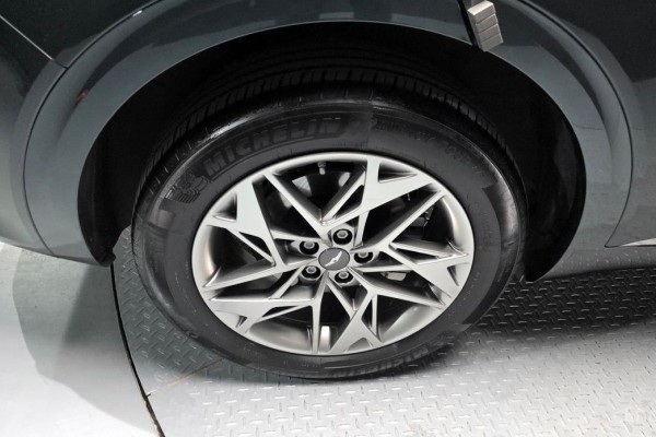 2021 Genesis GV70 с пробегом 80 815 км