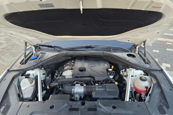 2021 Genesis GV70 с пробегом 112 528 км